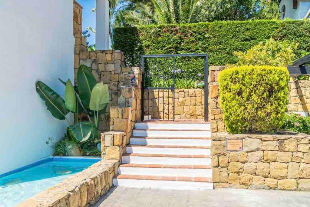 Luxury Apartamento En Rio Real Марбелья Экстерьер фото
